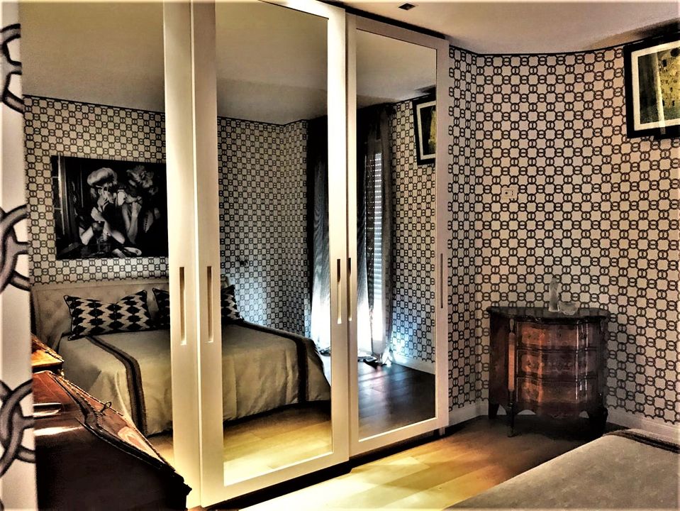 Camera da letto con tessuti Dedar Milano e Hermès — Il Cesendello